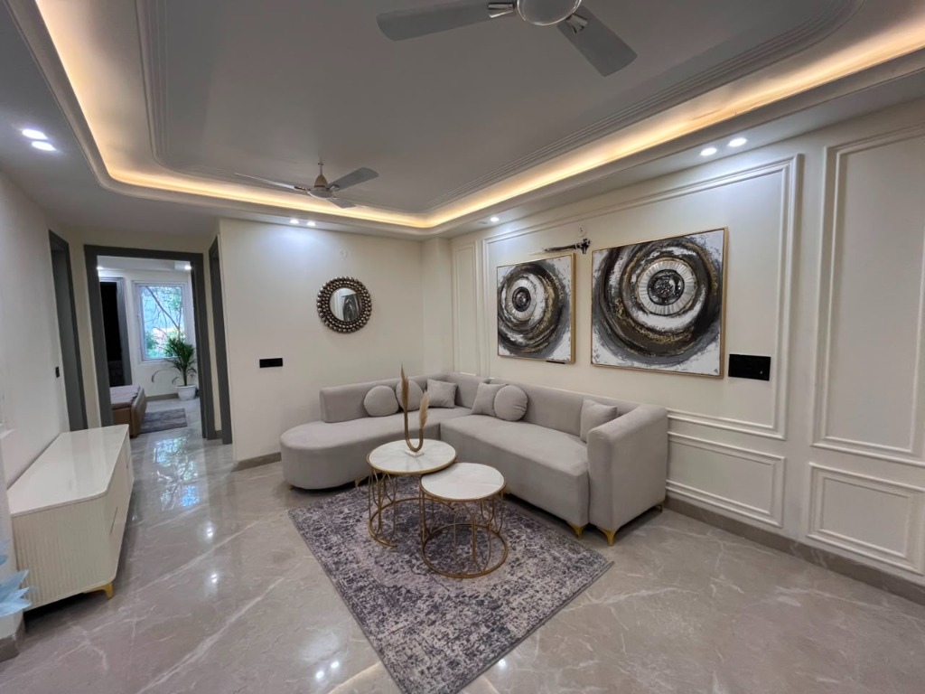 Modular Kitchen of 3 BHK Flat Near Guruji Ashram - Chattarpur